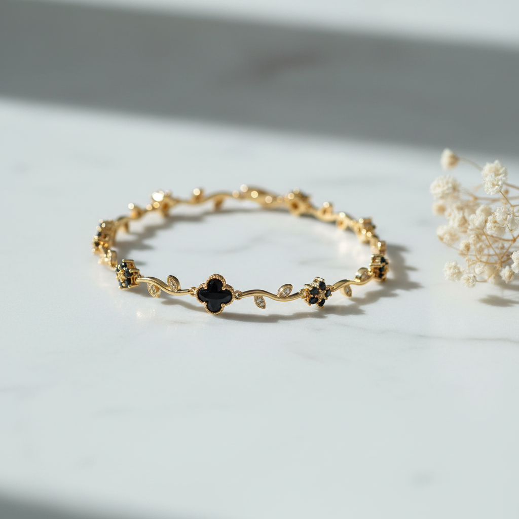 Black Onyx Clover Bracelet