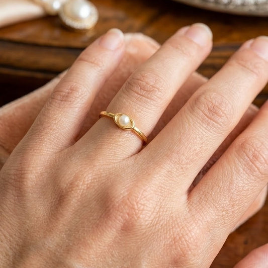 Bezel Pearl Ring | Small Pearl Ring