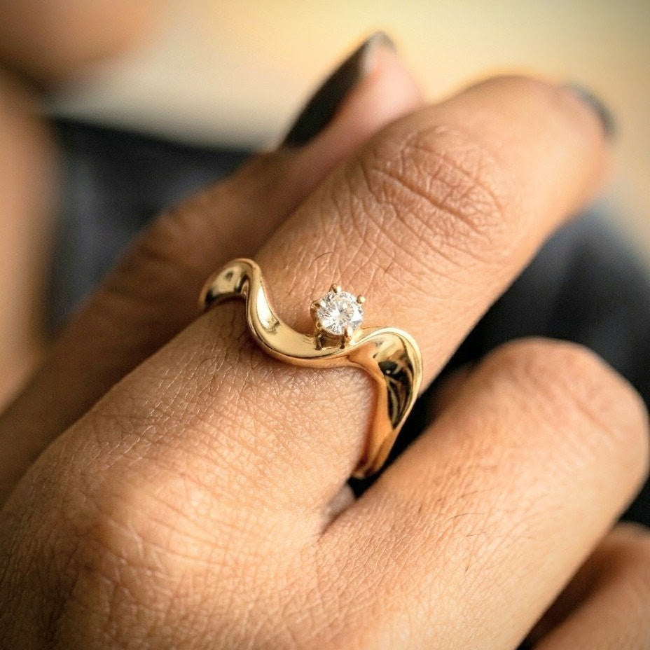 Classic Band Ring | Wavy Solitaire Open Adjustable Ring