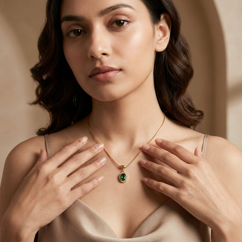 Star Charm Pendant Necklace