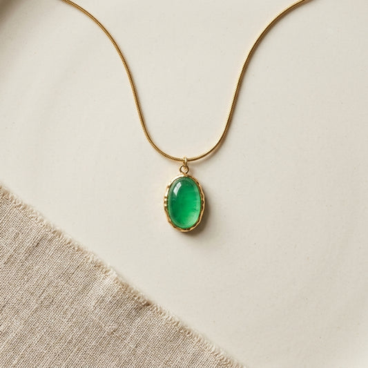 Emerald Cabochon Solitaire Pendant Necklace